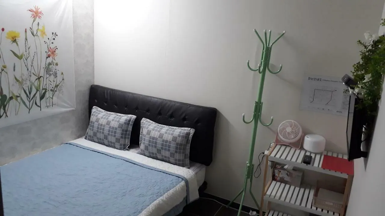Incheon Airport Capsule Hotel Goodstay Inn